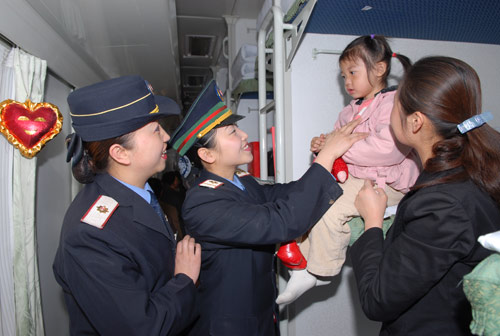 某旅客列車服務(wù)2.jpg