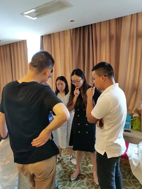 深圳市０８２６期六西格瑪綠帶實戰(zhàn)研修班圓滿完成(圖8)